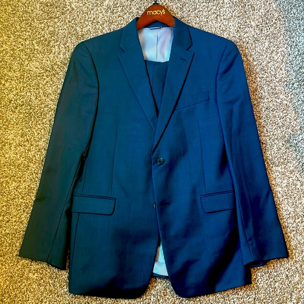 Tommy Hilfiger Suit - Navy Blue (40R Top and 32x30 Bottom)